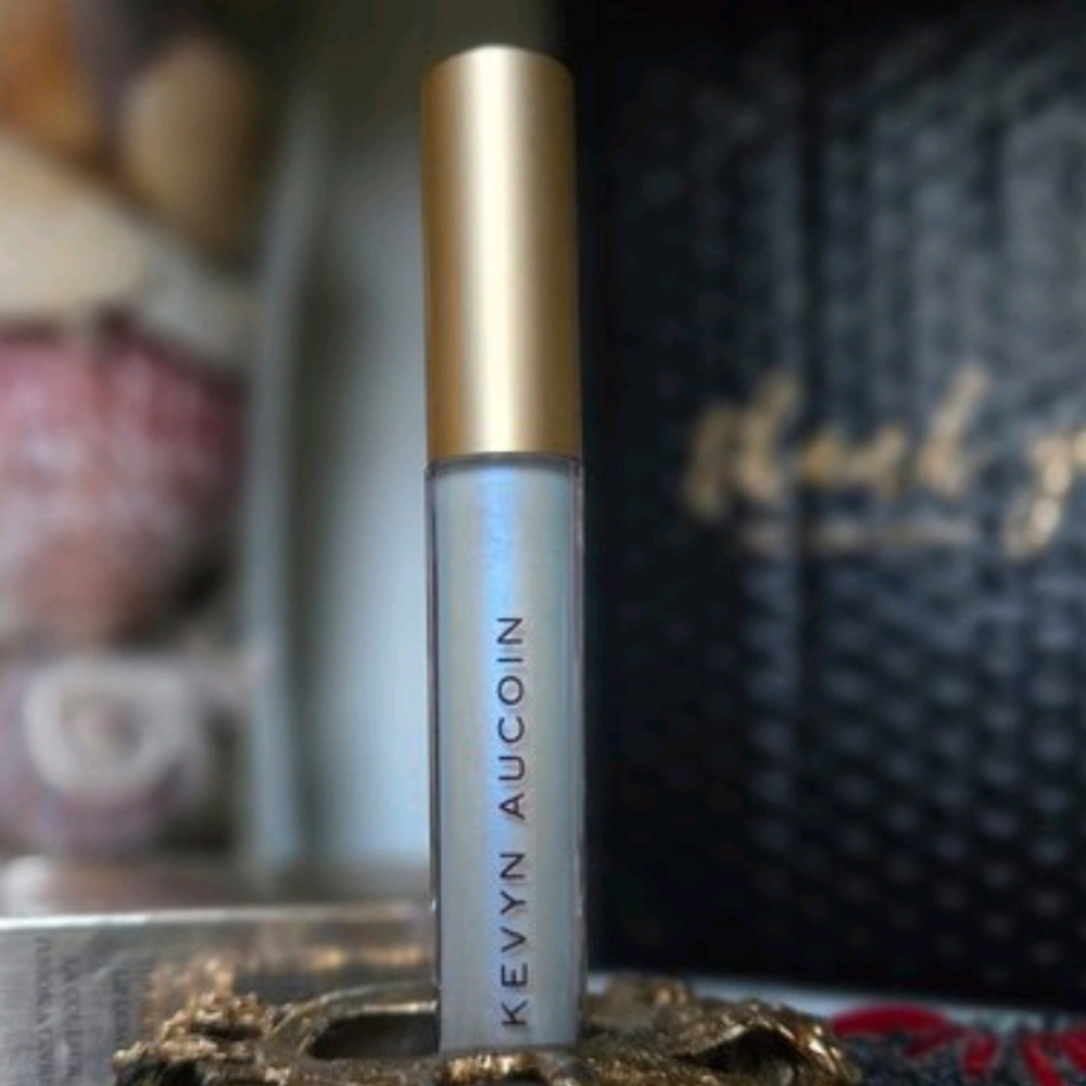 RARE NIB Kevyn Aucoin Molten Lip Top Coat - Cyber Sky